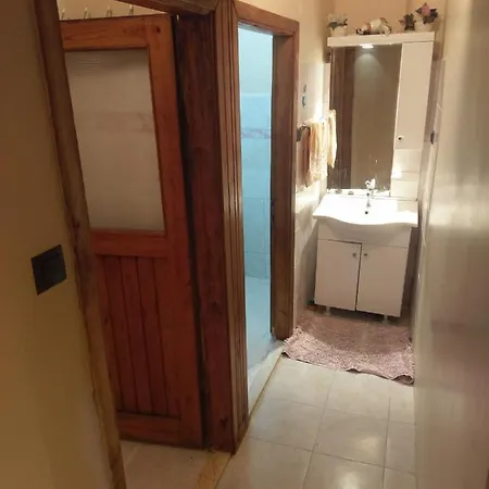 Cozy House Of Wood , Full Istanbul